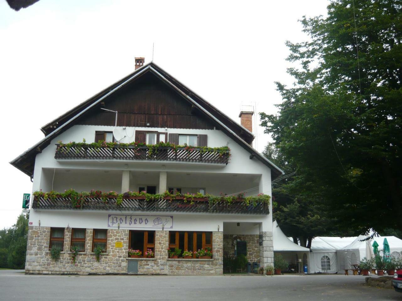 Polzevo Hotel Visnja Gora ภายนอก รูปภาพ
